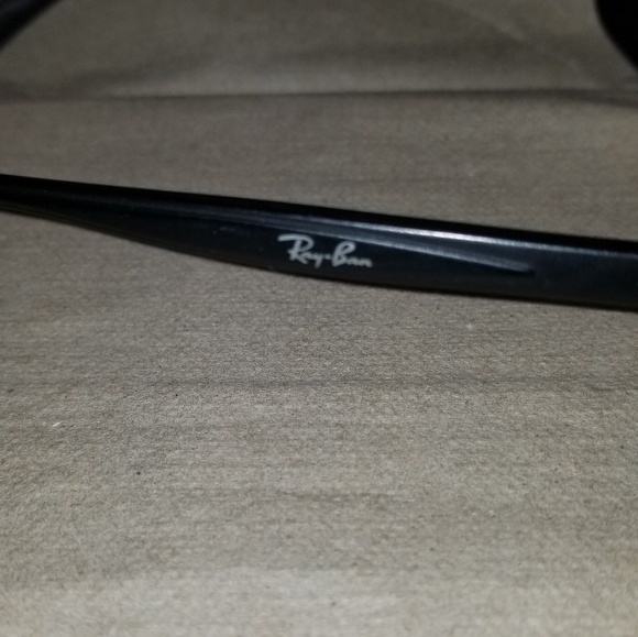Black Ray-Ban Sunglasses (Authentic)